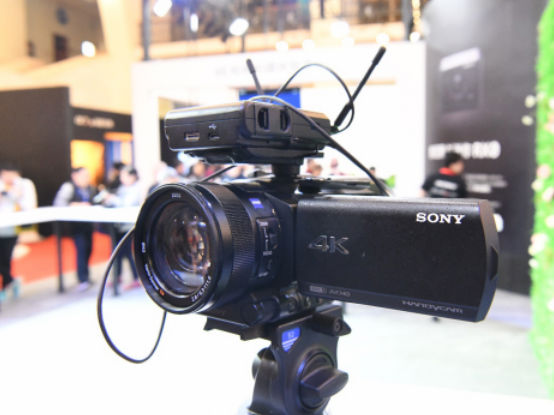 轻松应对企业直播需求 索尼AX700摄像机